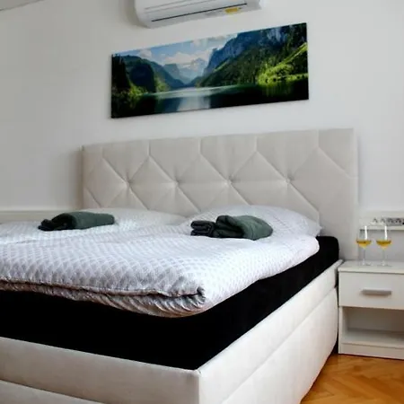 Stummerova Homestay *